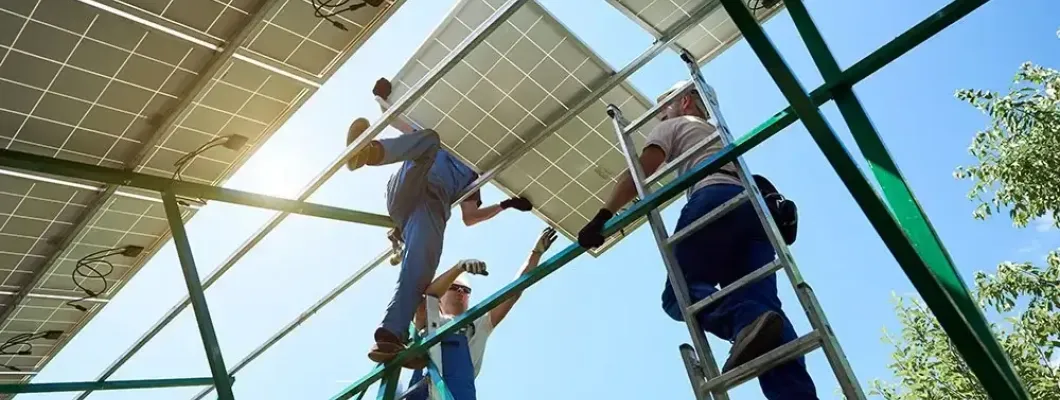 How Far Should Solar Panels Be? 5 Installation Secrets Revealed