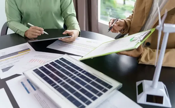 How to Accurately Calculate Solar Panel and Battery Needs: A Practical DIY Guide