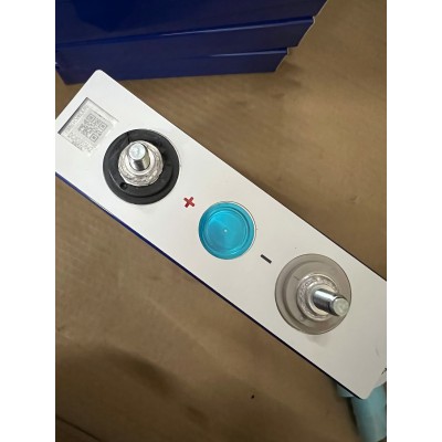 EU Stocks Docan EV Grade A EVE LF105 3.2V 105Ah Prismatic Lifepo4 Cell with Laser-Welded M6 Studs