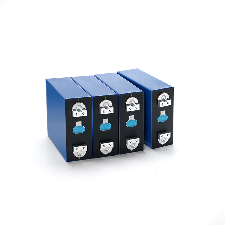 Four EVE MB31 314Ah double-terminal LiFePO4 cells